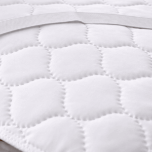 Husă matlasată si impermeabilă pt  saltea cu elastic la colturi 160×200cm